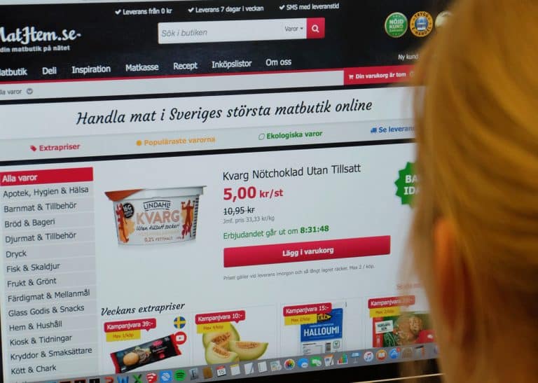 9 av 10 spontanshoppar när de handlar mat på nätet