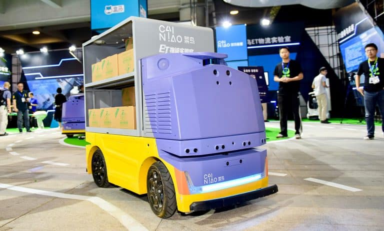 E-handelsjätten lägger flera miljarder på logistikrobotik