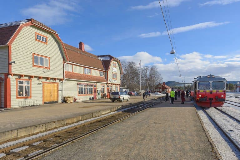 MatHem skickar mathjälp till eldhärjat område