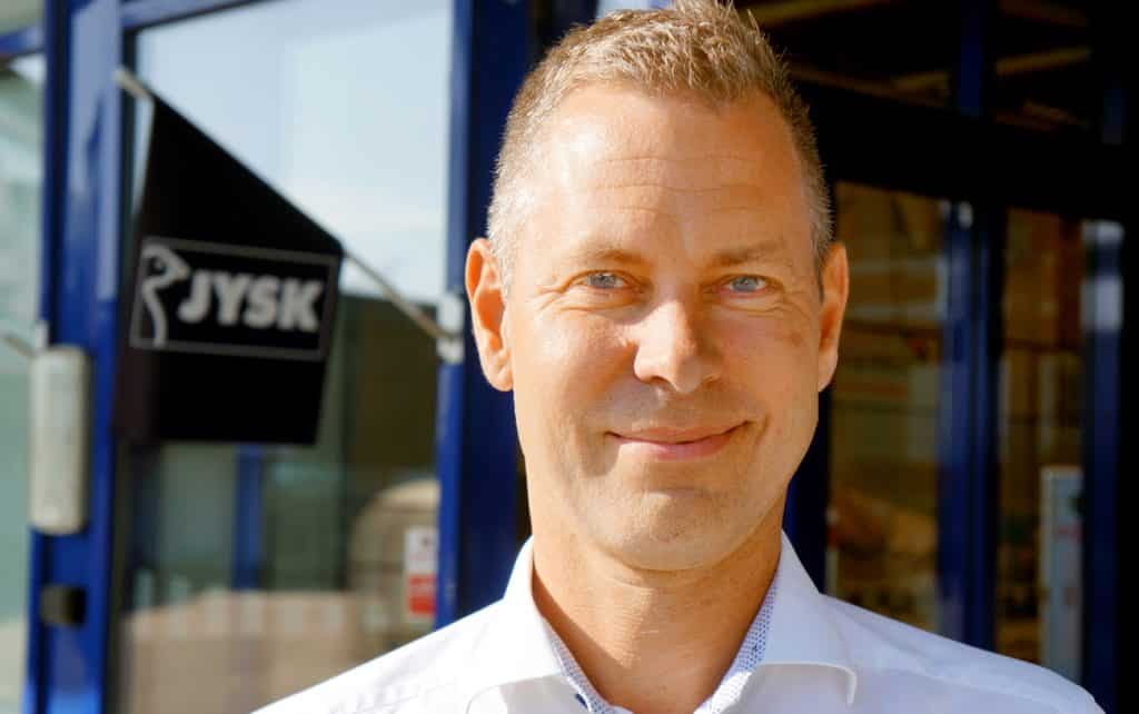 Jysk går mot strömmen - flyttar e-handelsvaror till butik