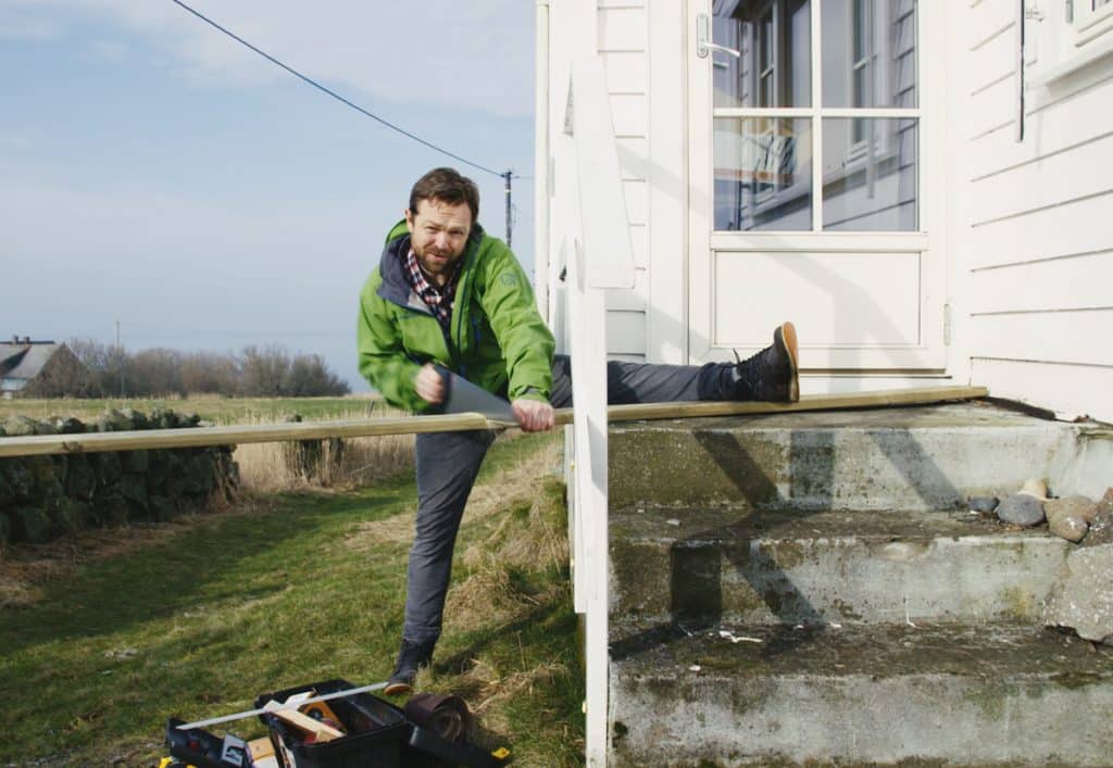 Komiker blir "handyman" i nätbutikens nya webbserie