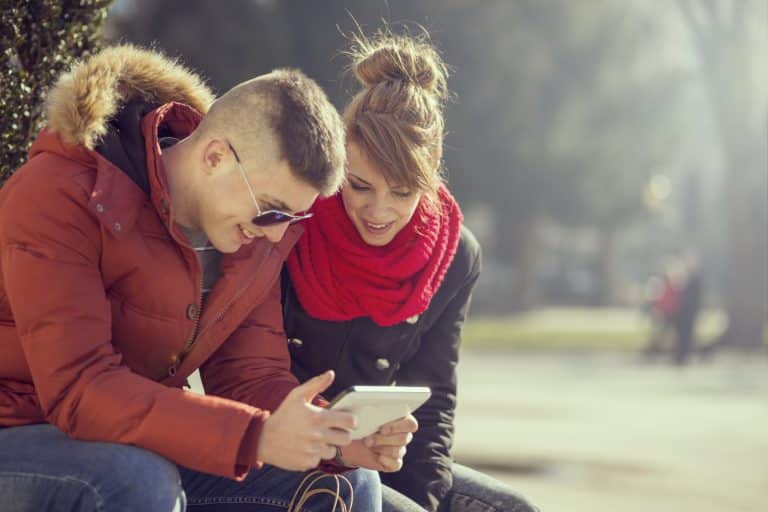 Mobilen populär om kunder får betala med lokal betalmetod