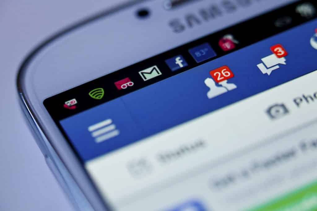 Facebook-annonser lockar allt fler klick