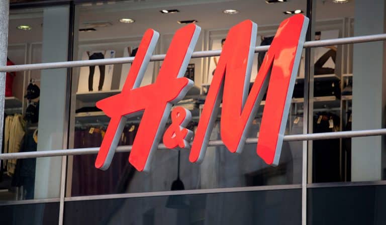 H&M bygger nytt lager i Hulta för sin onlineexpansion