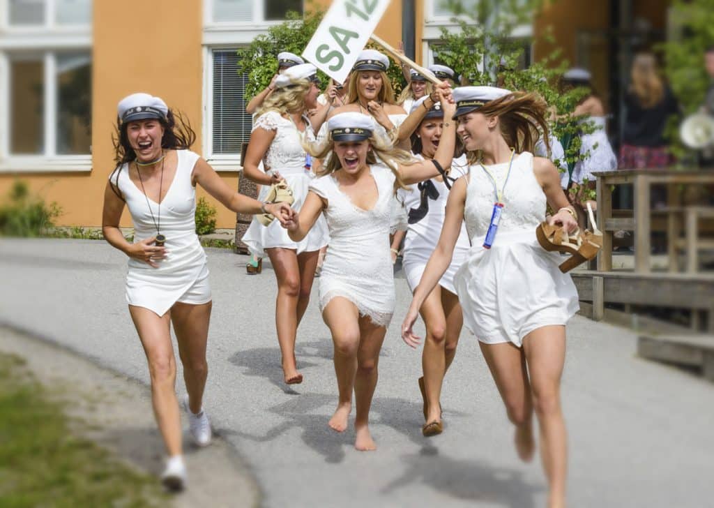 Kalas i e-handeln på studenternas lyckliga dag