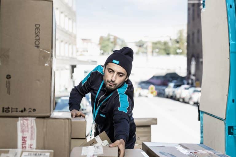 PostNord varnade ombuden inför paketkaoset