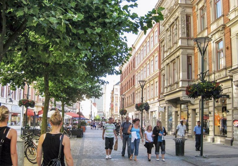 E-handlarna räddar utdöende shoppinggata