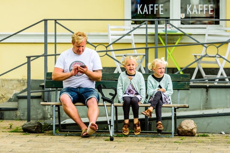 Svenskarna bland de bästa i världen på e-handel i mobilen